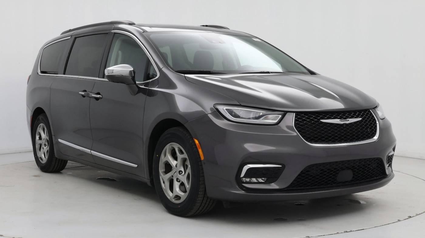2022 Chrysler Pacifica Limited in Inglewood CA For Sale - Image 1