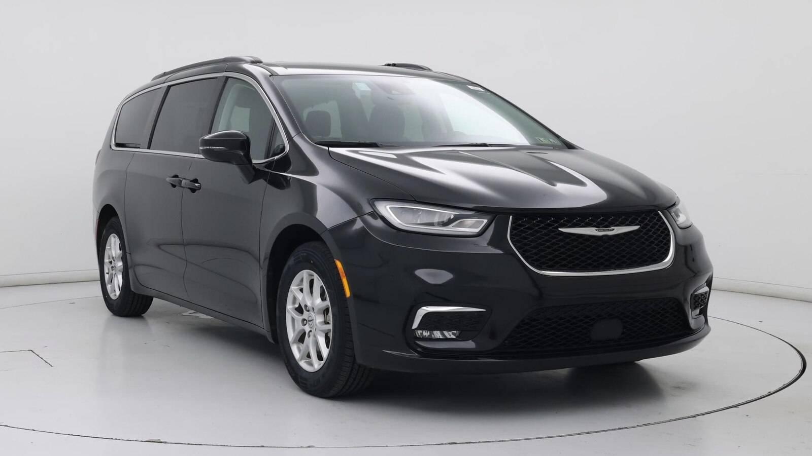 2022 Chrysler Pacifica Touring L in Birmingham AL For Sale - Image 1