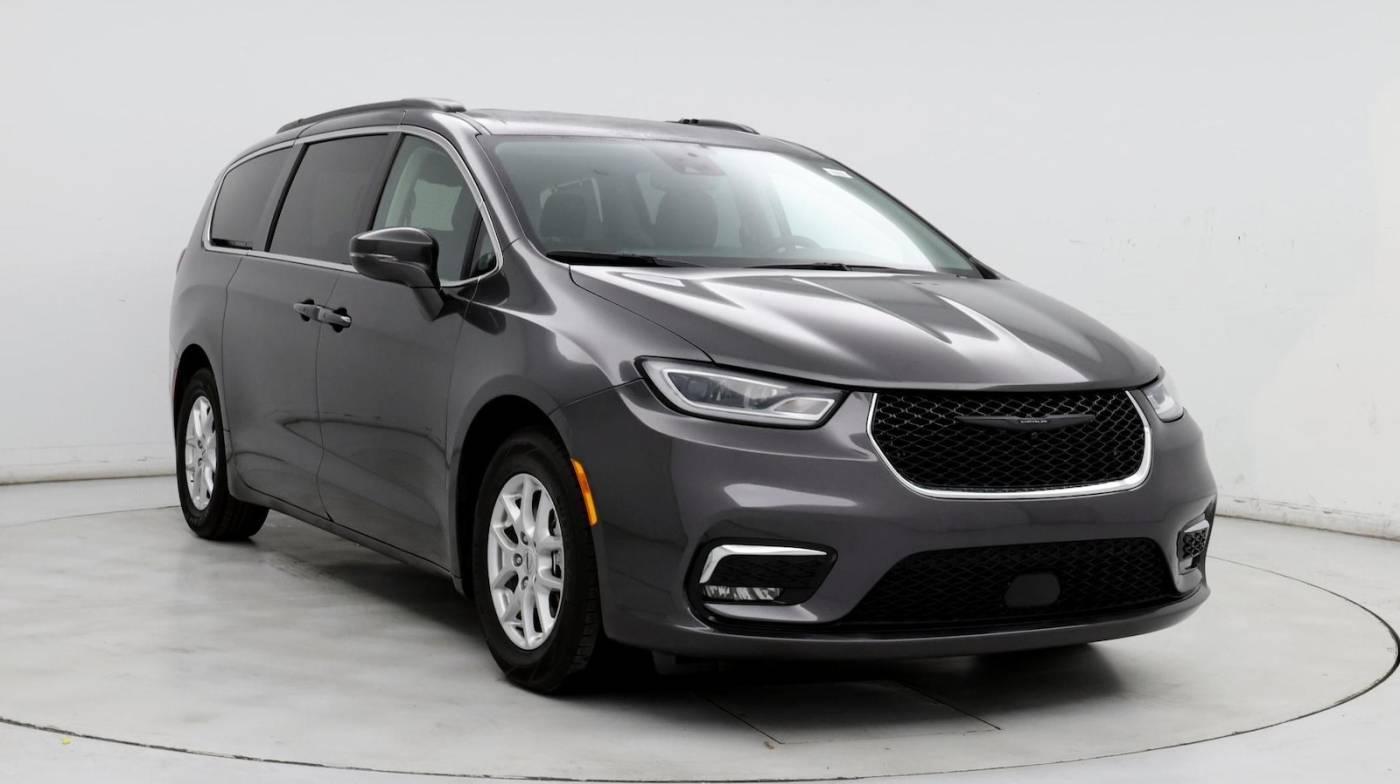 2022 Chrysler Pacifica Touring L in Inglewood CA For Sale - Image 1