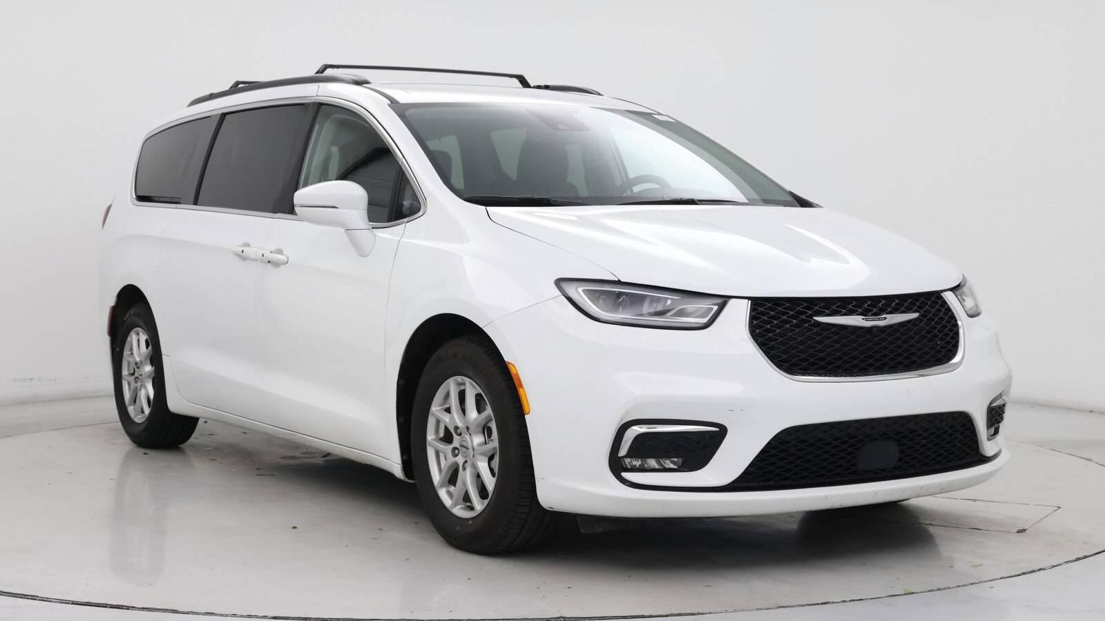 2022 Chrysler Pacifica Touring L in Birmingham AL For Sale - Image 1
