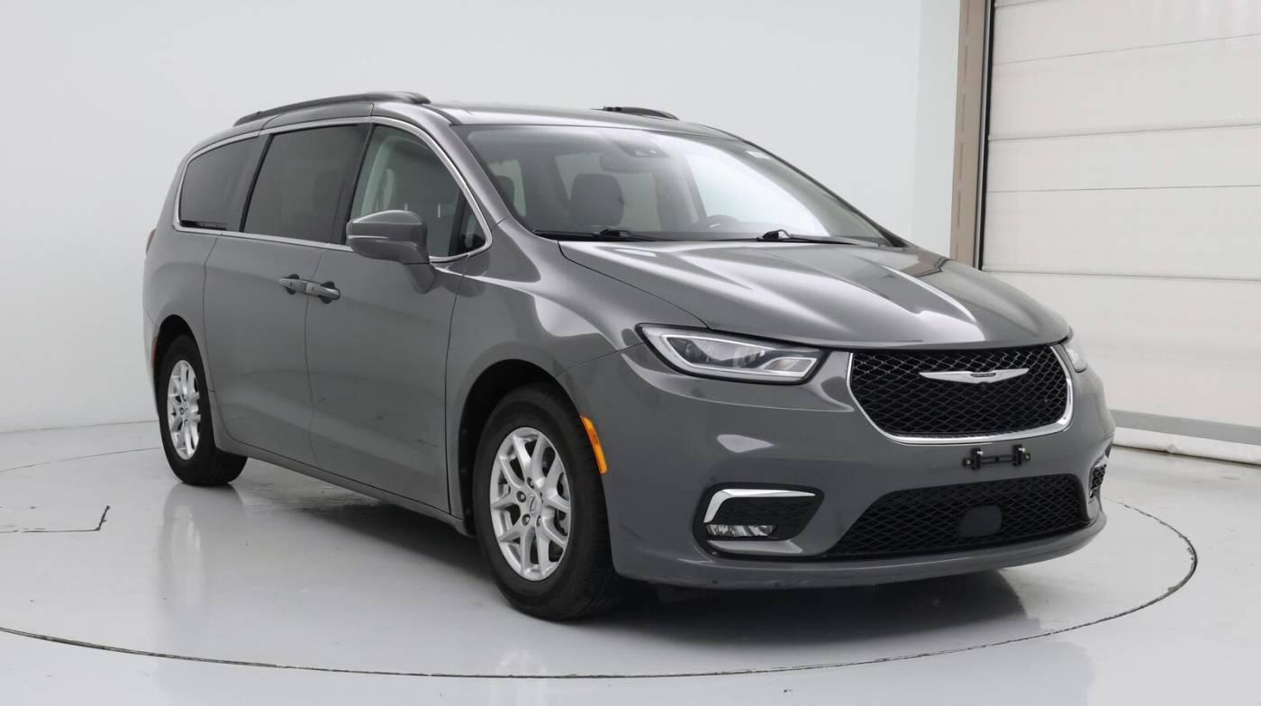 2022 Chrysler Pacifica Touring L in Inglewood CA For Sale - Image 1