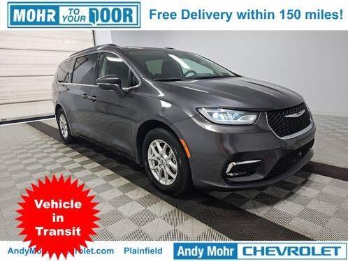 2022 Chrysler Pacifica Touring L in Plainfield IN For Sale - Image 1