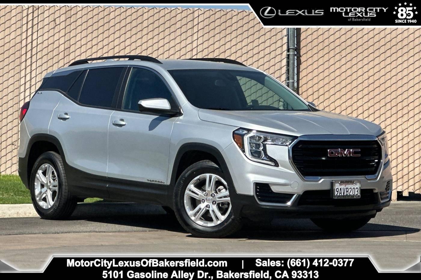2022 GMC Terrain SLE in Bakersfield CA For Sale - Image 1