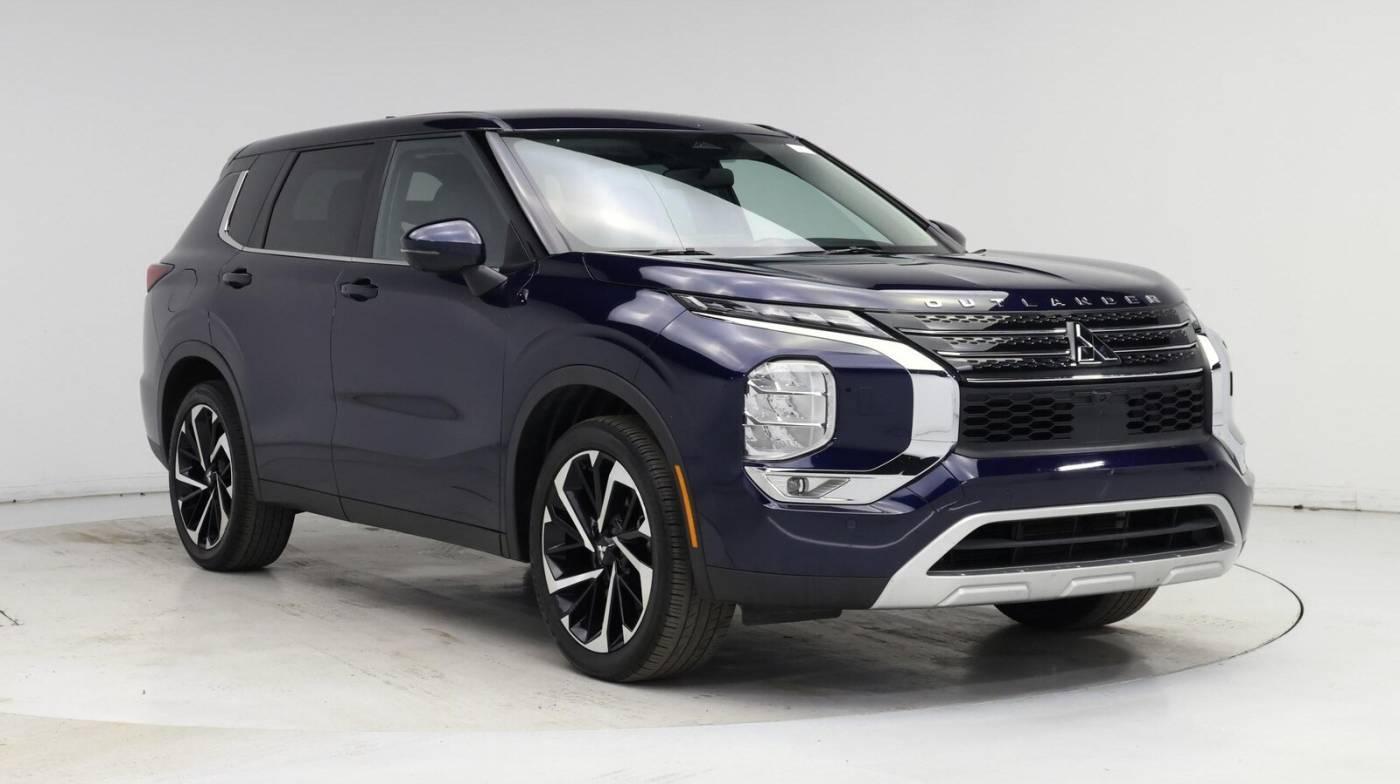 2022 Mitsubishi Outlander SE in Inglewood CA For Sale - Image 1