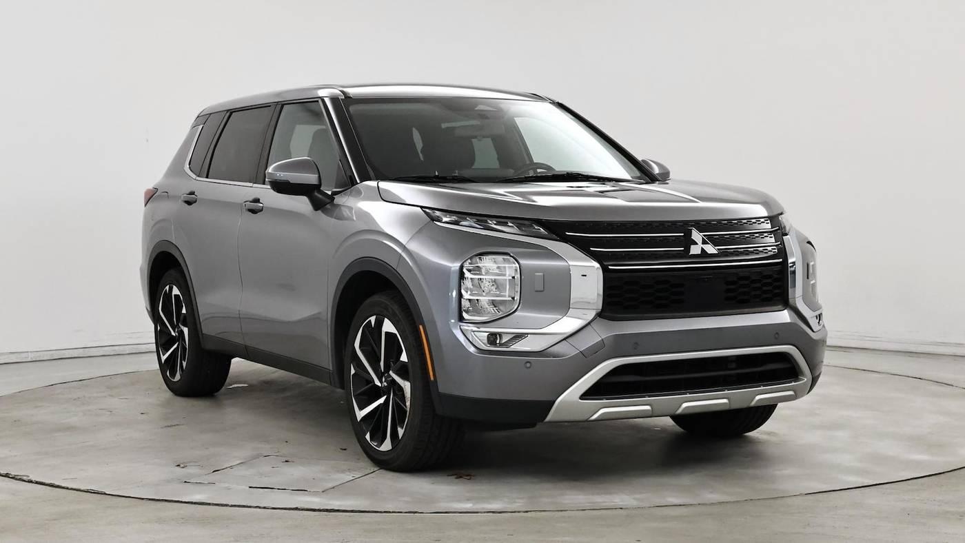2022 Mitsubishi Outlander SE in Birmingham AL For Sale - Image 1