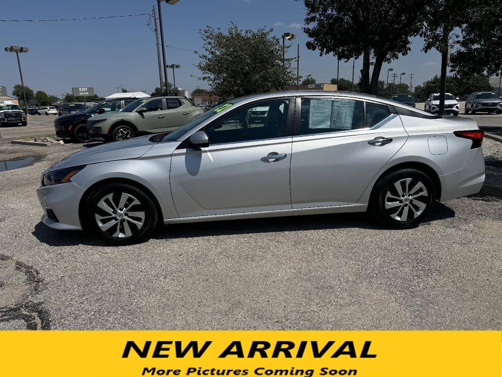 2022 Nissan Altima S in Arkansas City KS For Sale - Image 1