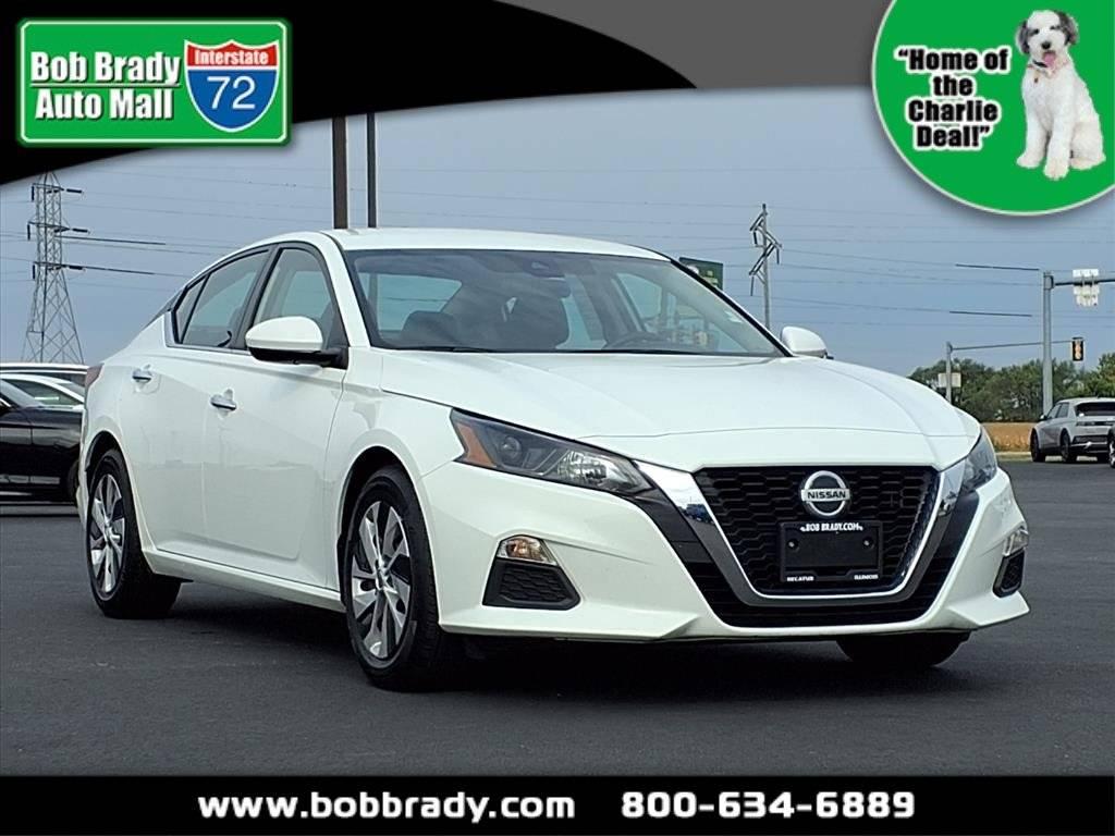 2022 Nissan Altima S in Decatur IL For Sale - Image 1