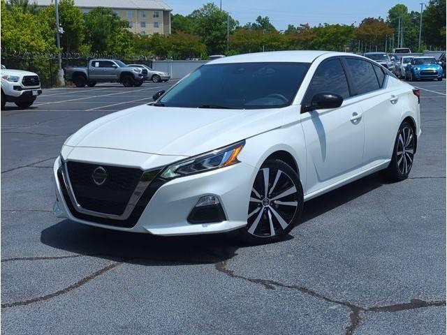 2022 Nissan Altima SR in Lithia Springs GA For Sale - Image 1
