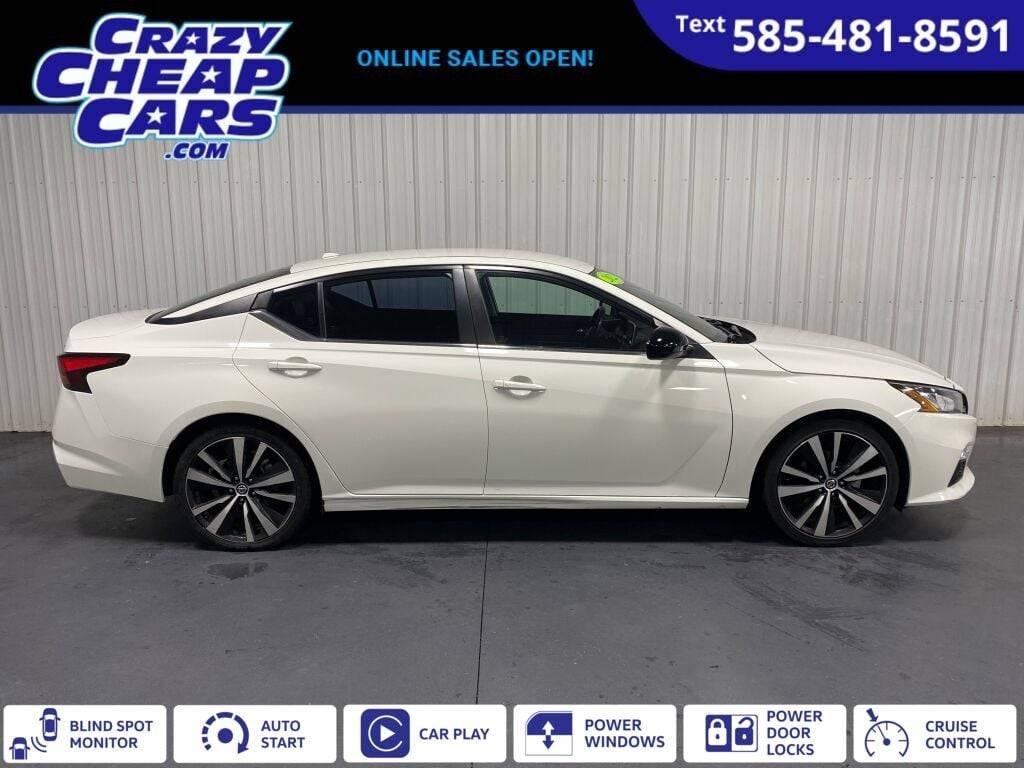 2022 Nissan Altima SR in Oakfield NY For Sale - Image 1