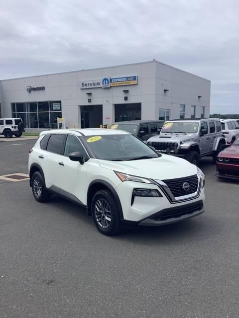 2022 Nissan Rogue S in Ellington CT For Sale - Image 1