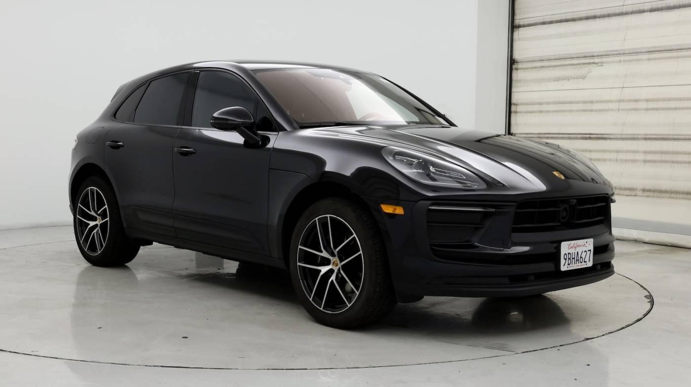 2022 Porsche Macan Standard in Inglewood CA For Sale - Image 1