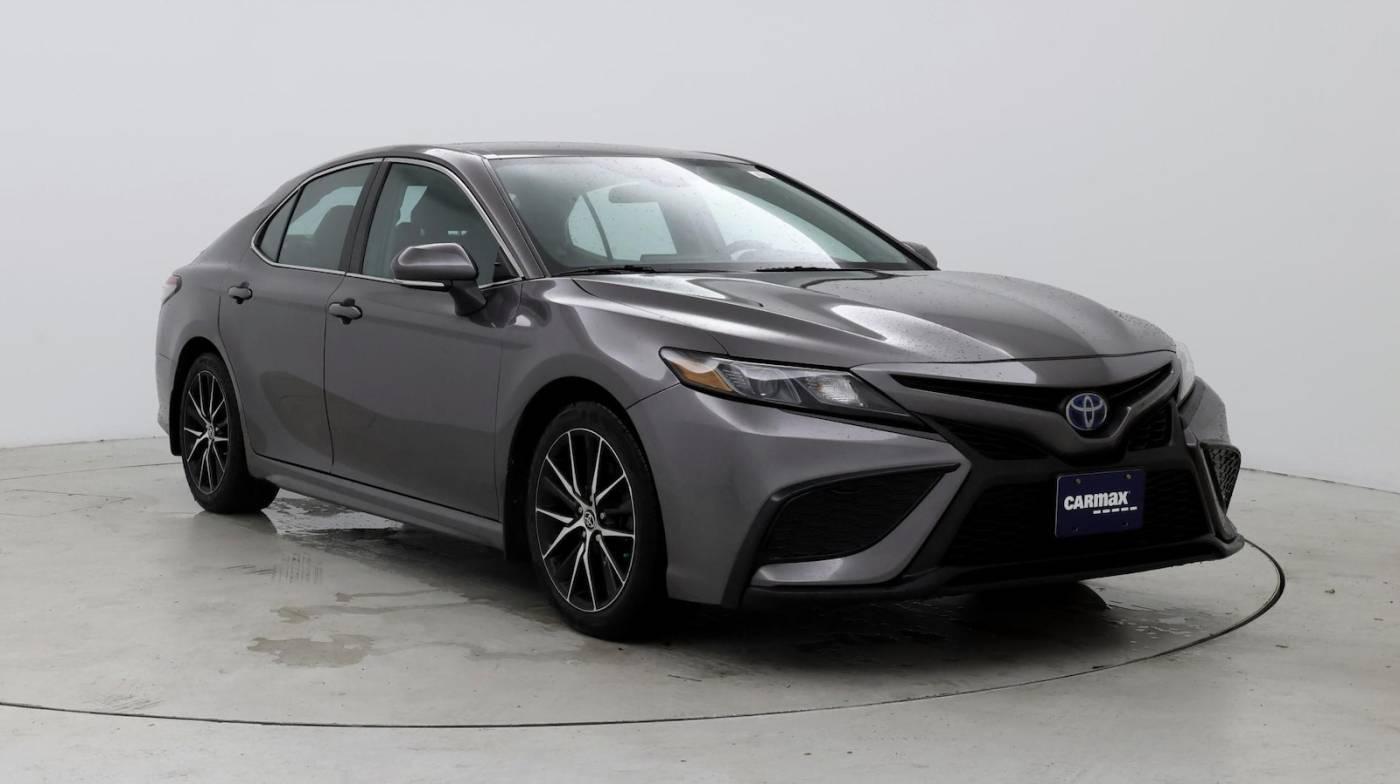 2022 Toyota Camry Hybrid SE in Inglewood CA For Sale - Image 1