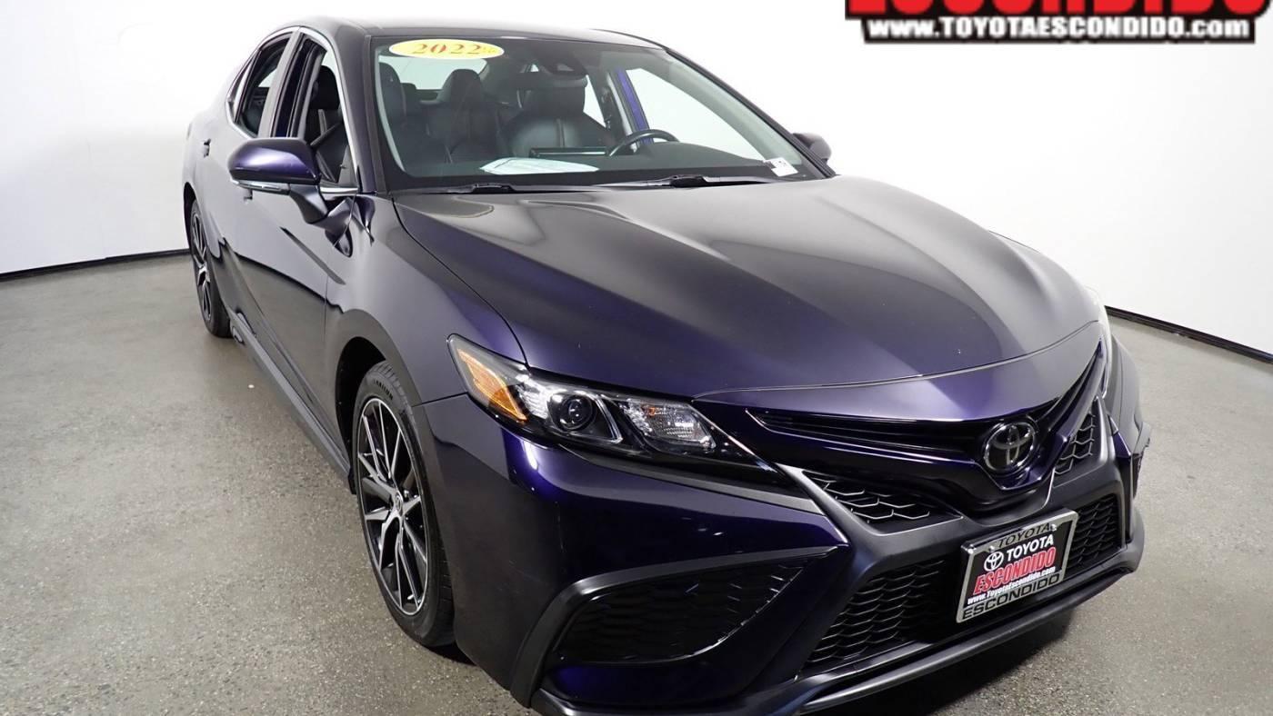 2022 Toyota Camry SE in Escondido CA For Sale - Image 1