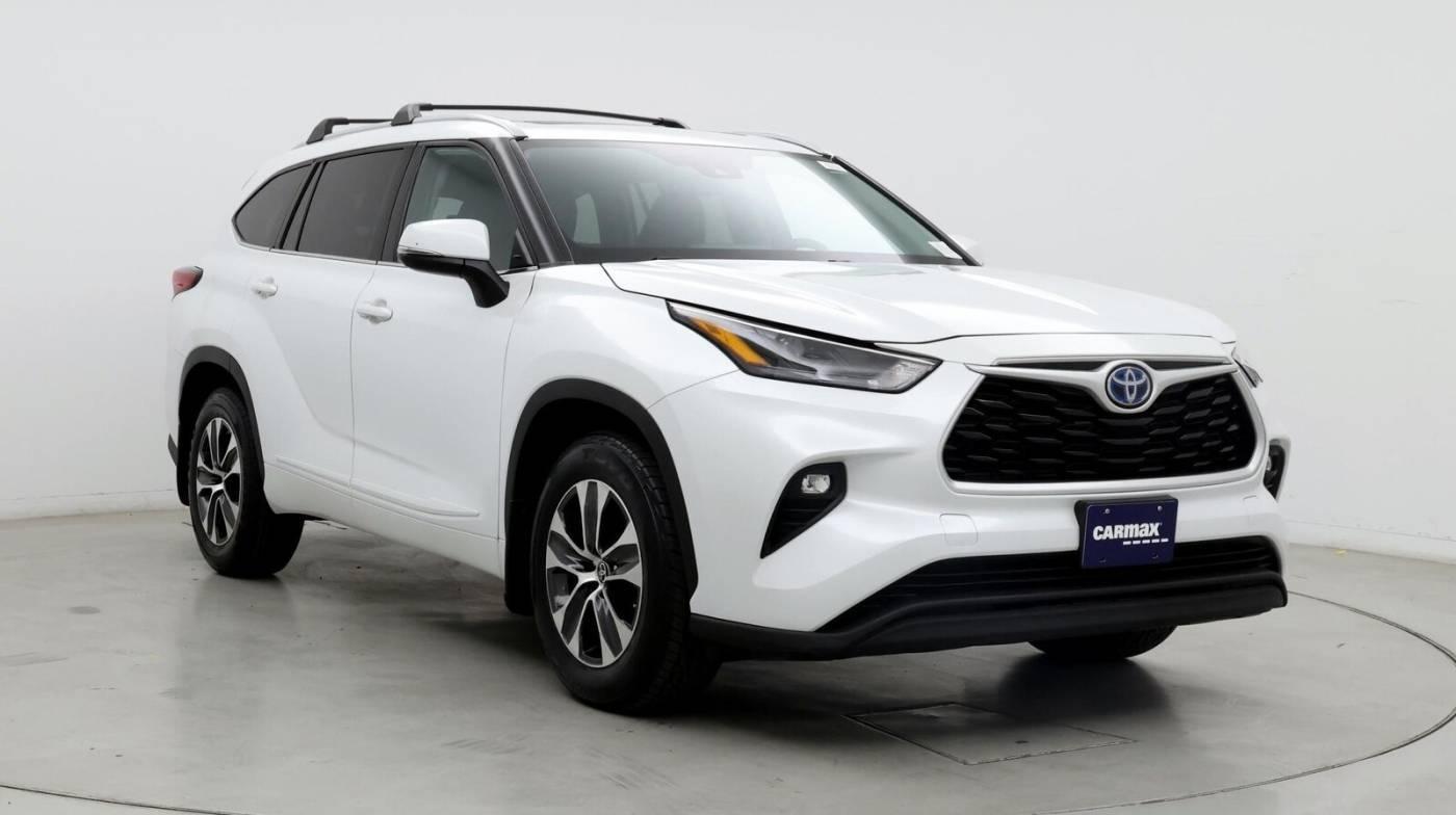 2022 Toyota Highlander Hybrid XLE in Inglewood CA For Sale - Image 1