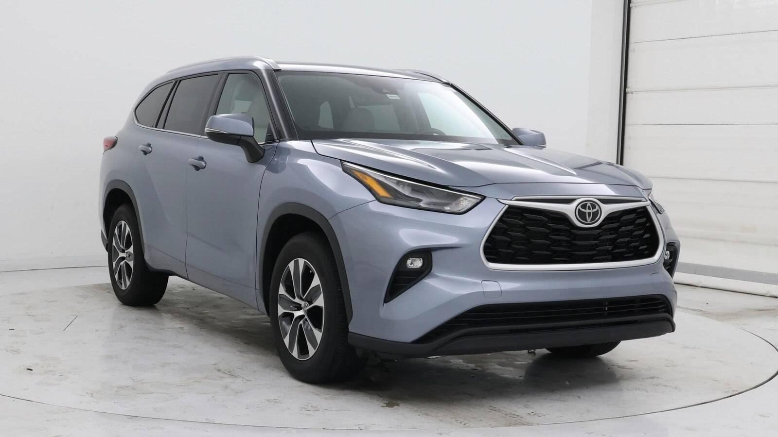 2022 Toyota Highlander XLE in Birmingham AL For Sale - Image 1