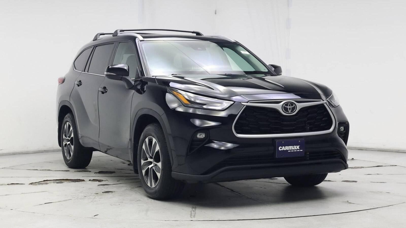 2022 Toyota Highlander XLE in Birmingham AL For Sale - Image 1