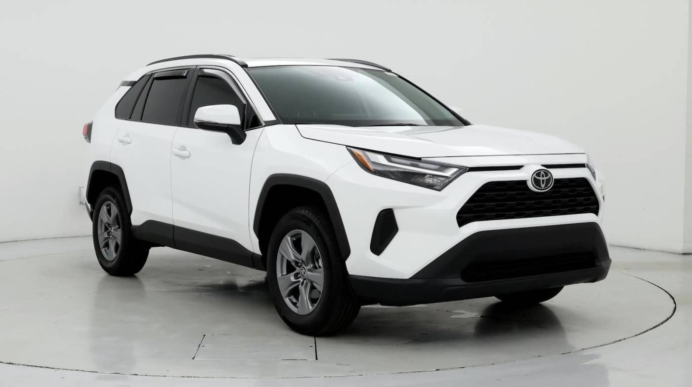 2022 Toyota RAV4 XLE in Inglewood CA For Sale - Image 1