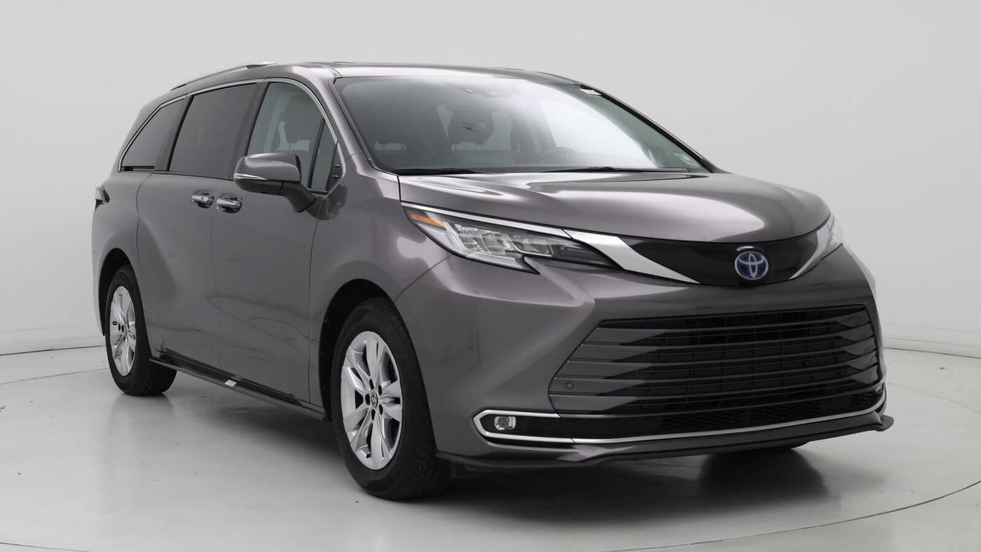 2022 Toyota Sienna Limited in Birmingham AL For Sale - Image 1
