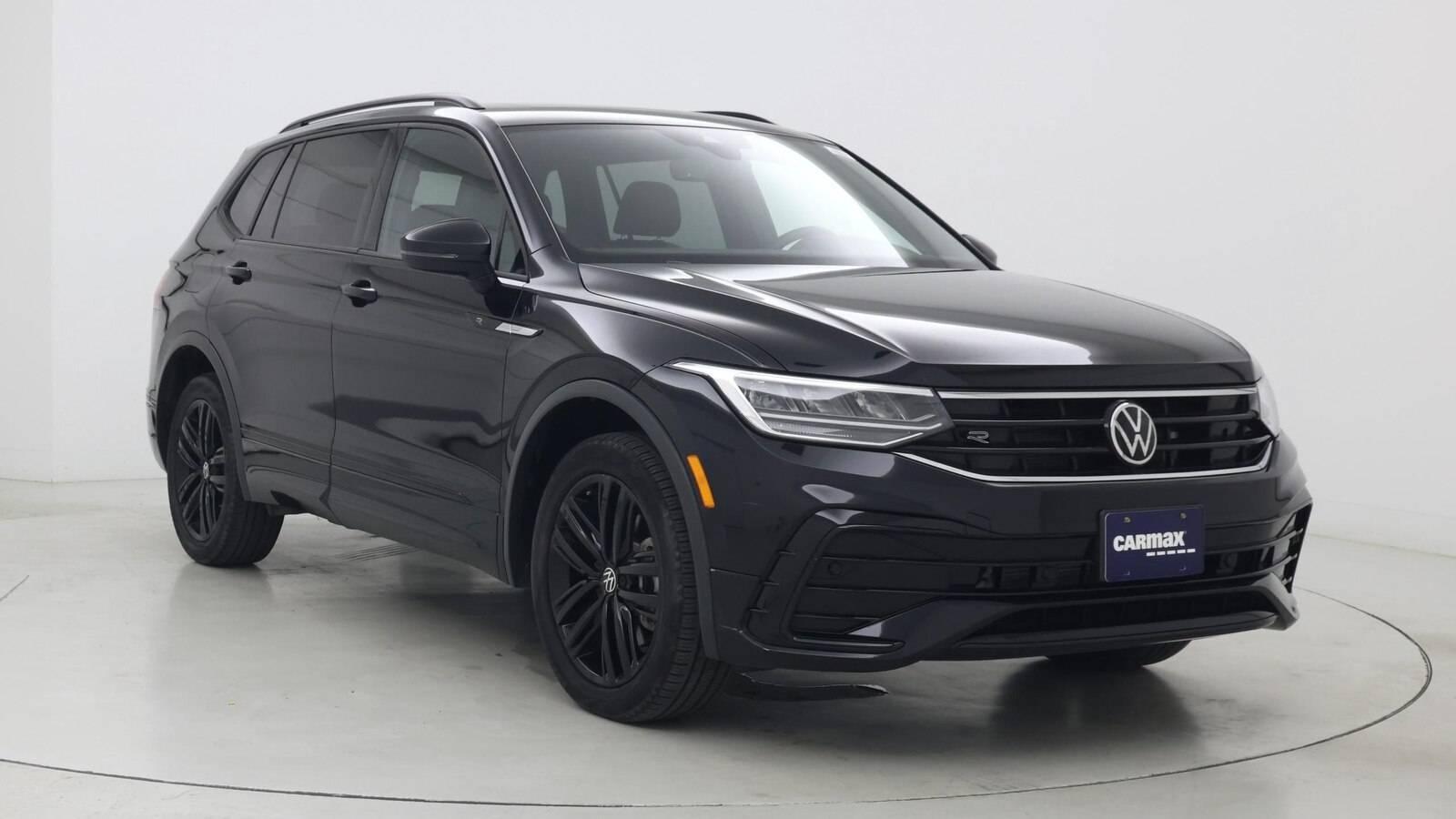 2022 Volkswagen Tiguan SE R-Line Black in Birmingham AL For Sale - Image 1