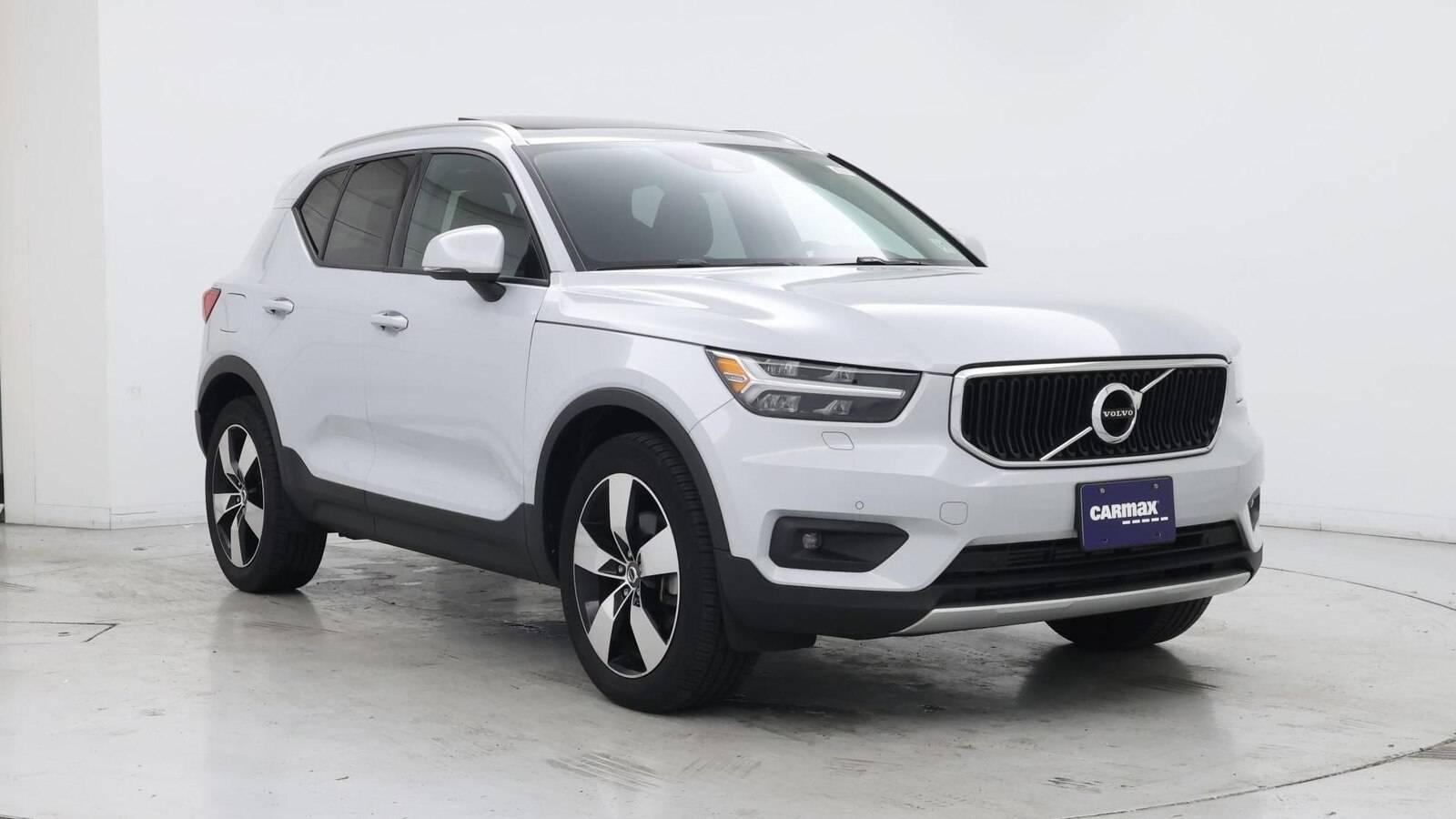 2022 Volvo XC40 Momentum in Birmingham AL For Sale - Image 1