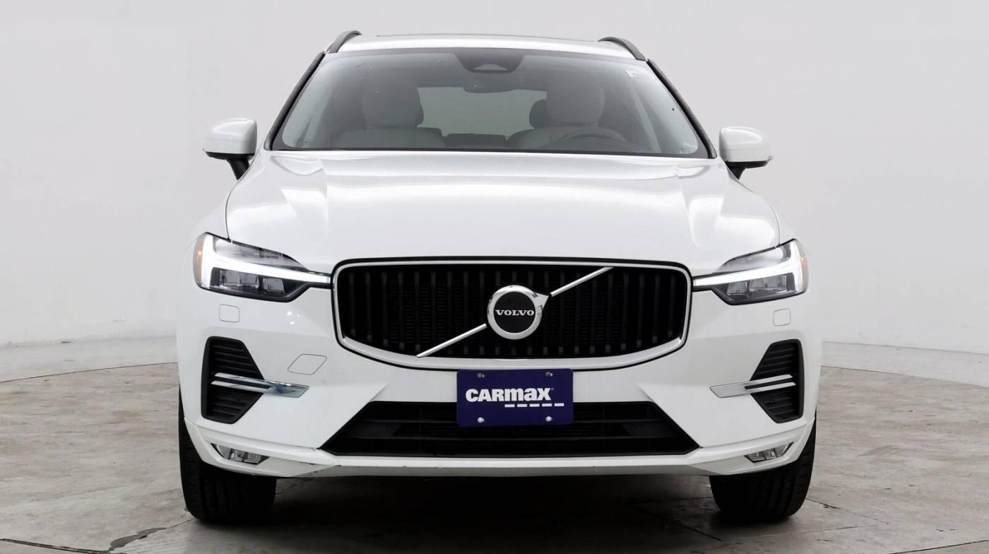 2022 Volvo XC60 Momentum in Inglewood CA For Sale - Image 1