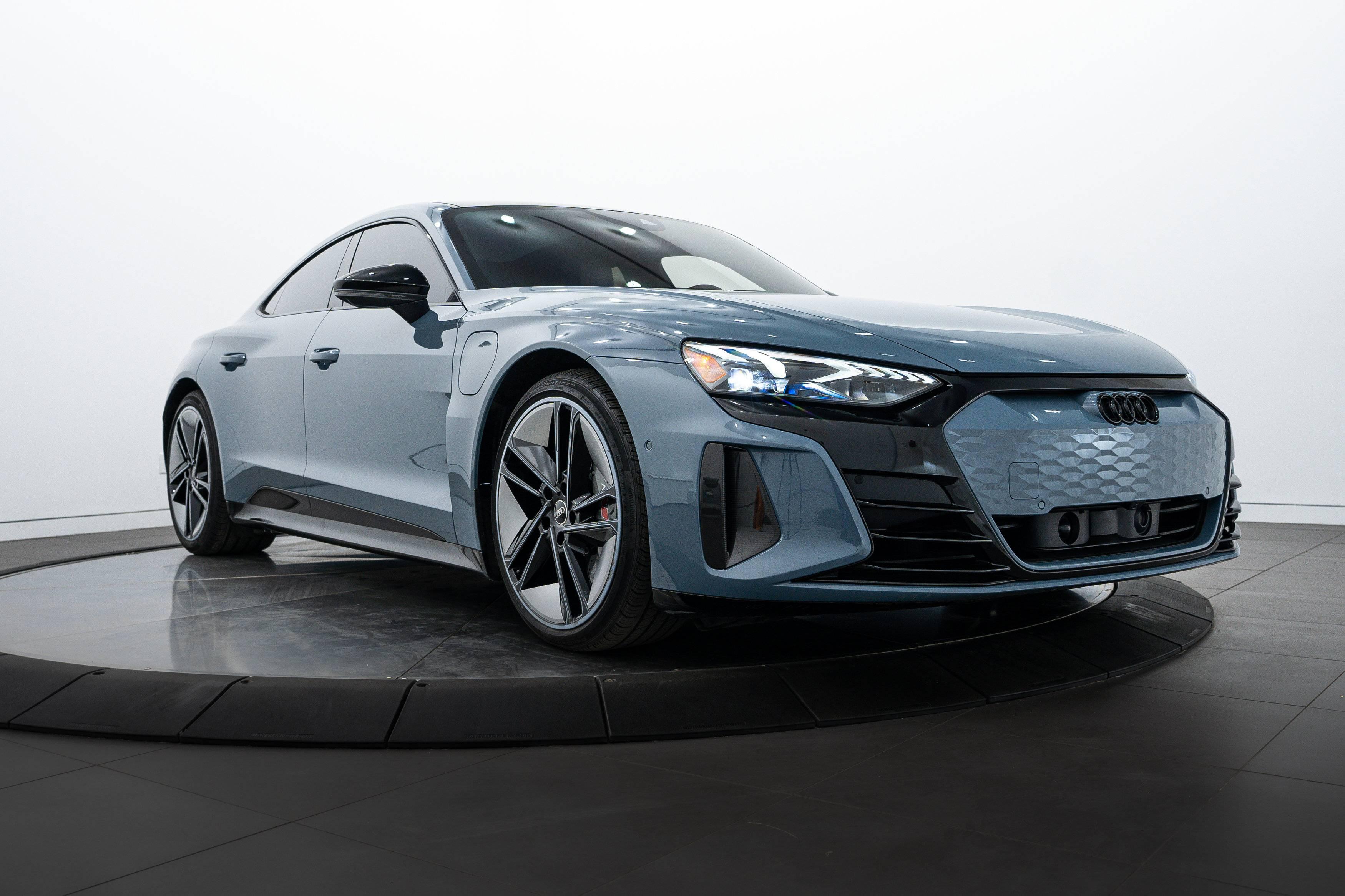 2023 Audi RS e-tron GT Standard in Highland Park IL For Sale - Image 1