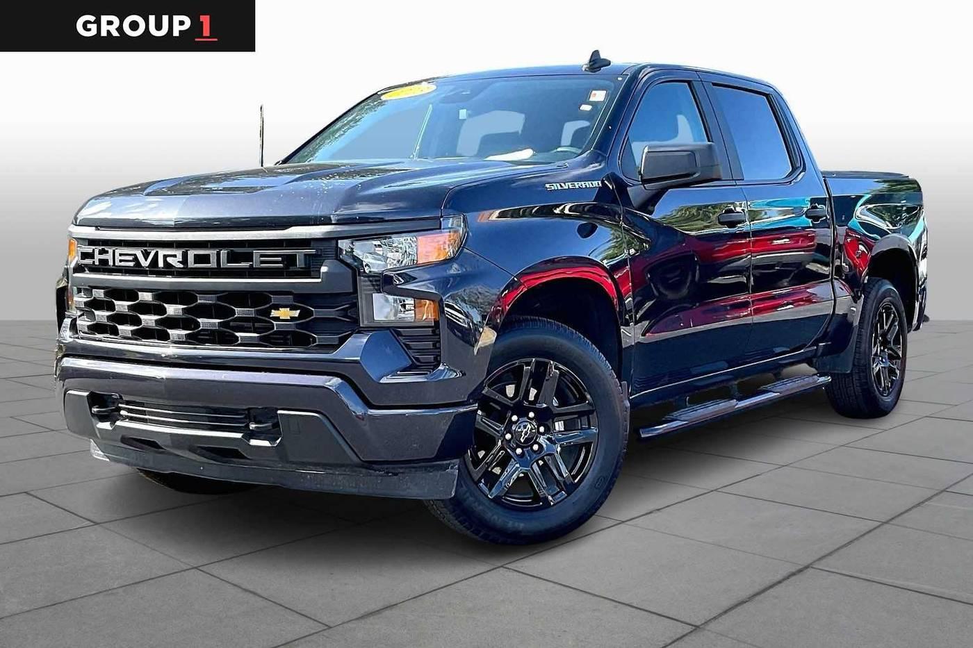 2023 Chevrolet Silverado 1500 Custom in Estero FL For Sale - Image 1