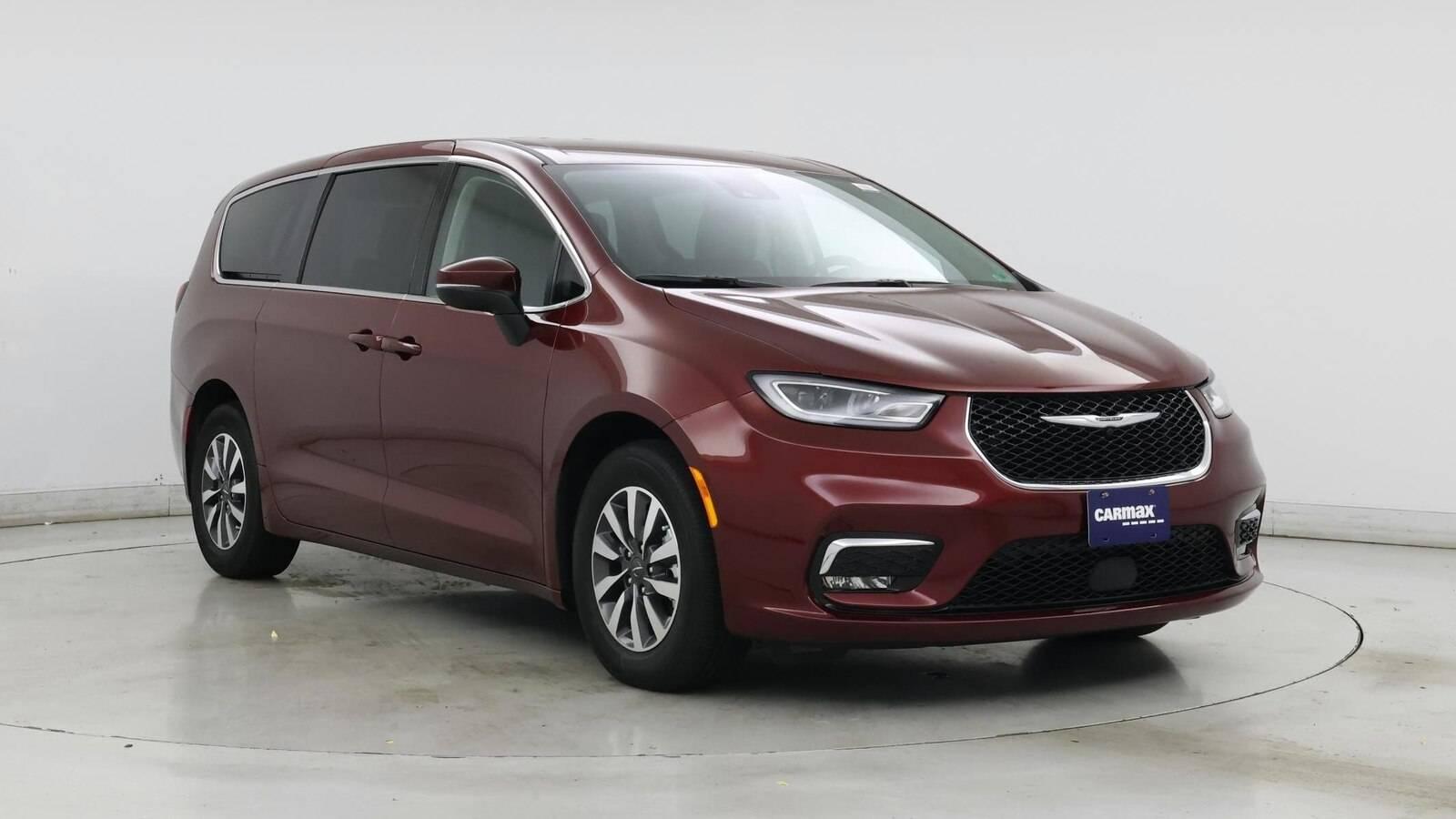 2023 Chrysler Pacifica Hybrid Touring L in Birmingham AL For Sale - Image 1