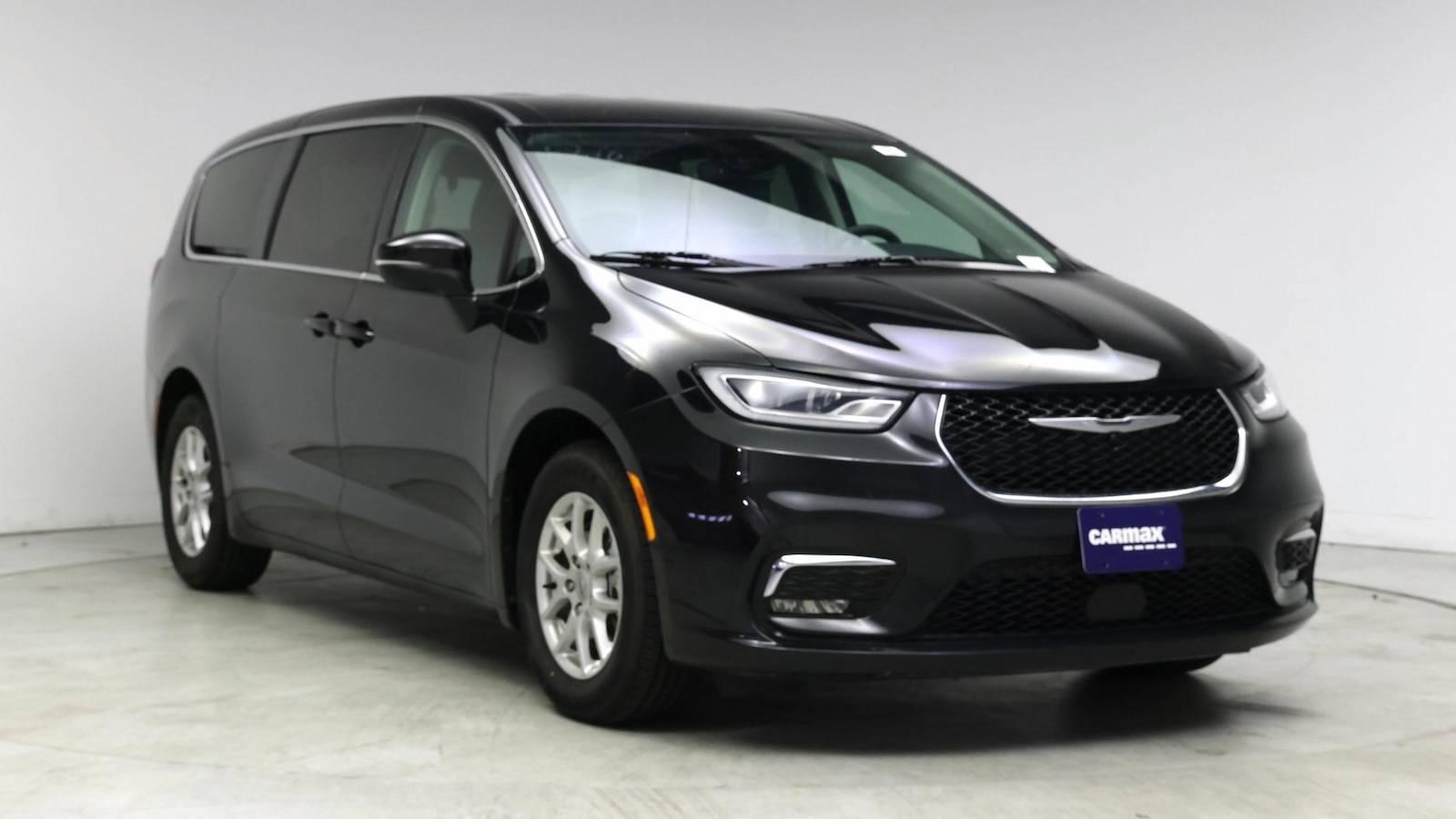 2023 Chrysler Pacifica Touring L in Birmingham AL For Sale - Image 1