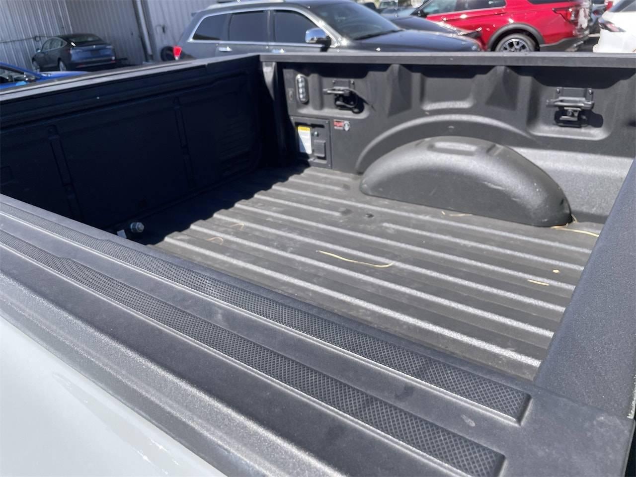 Listing image 5