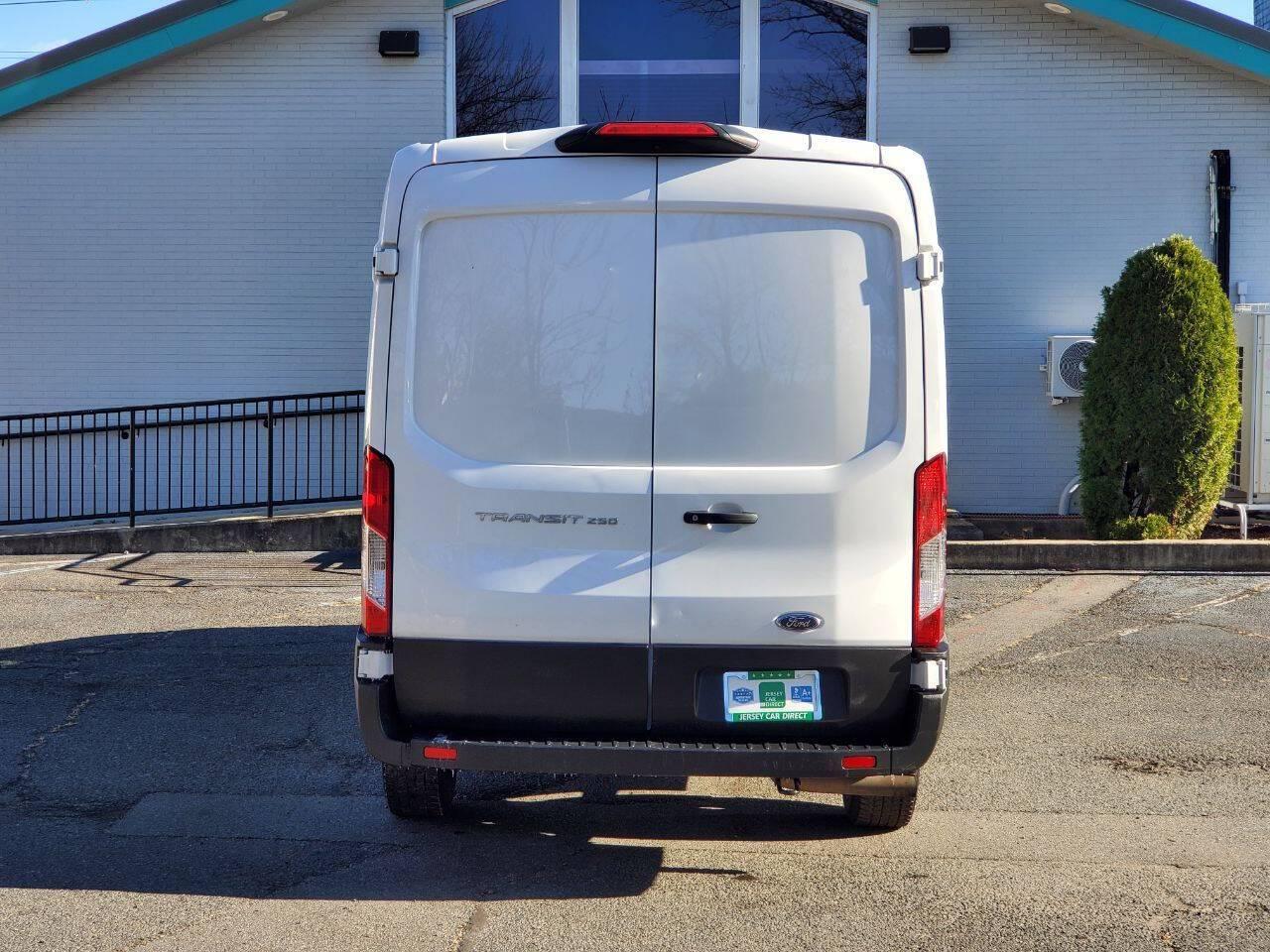 Listing image 4