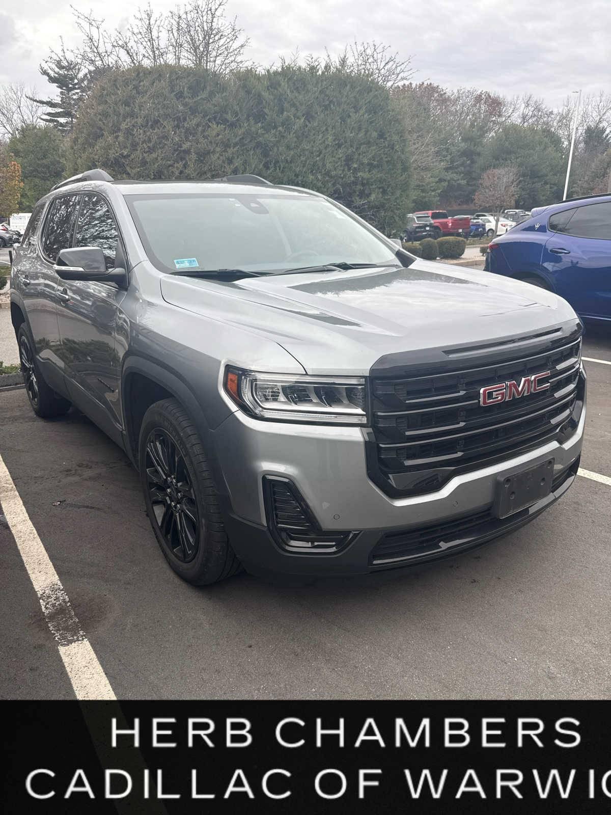 2023 GMC Acadia SLE in Warwick RI For Sale - Image 1
