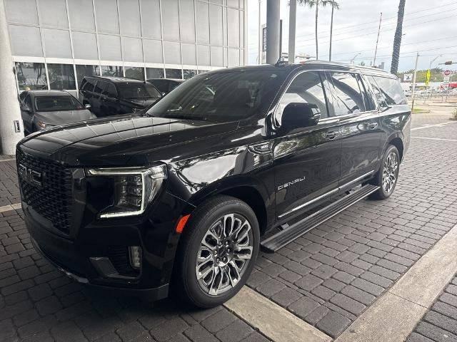2023 GMC Yukon Denali Ultimate in Miami FL For Sale - Image 1