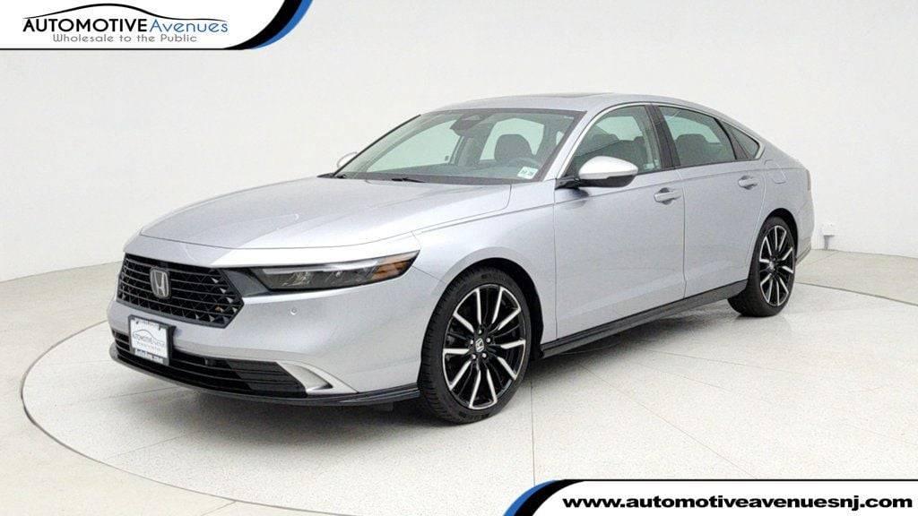 2023 Honda Accord Hybrid Touring in Wall Township NJ For Sale - Image 1
