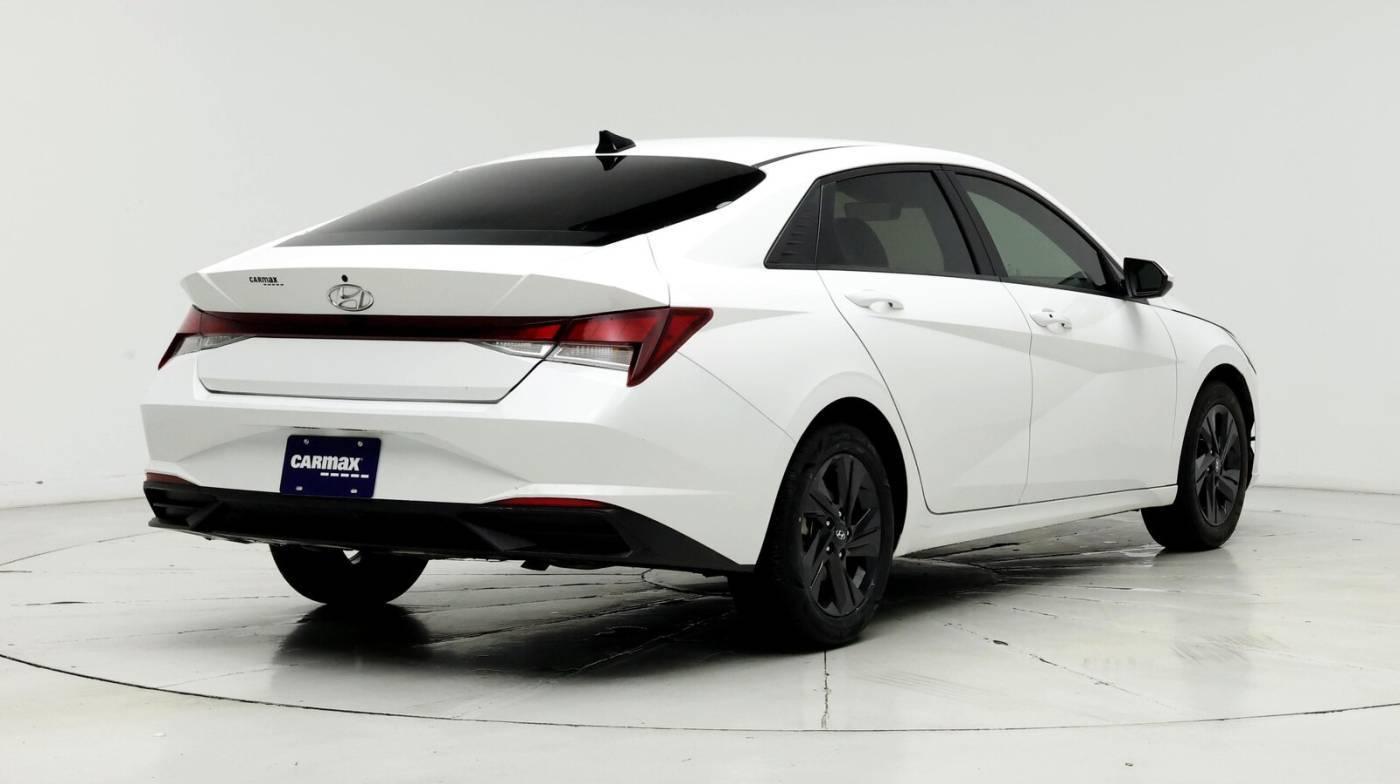 2023 Hyundai Elantra SEL For Sale - Image 1