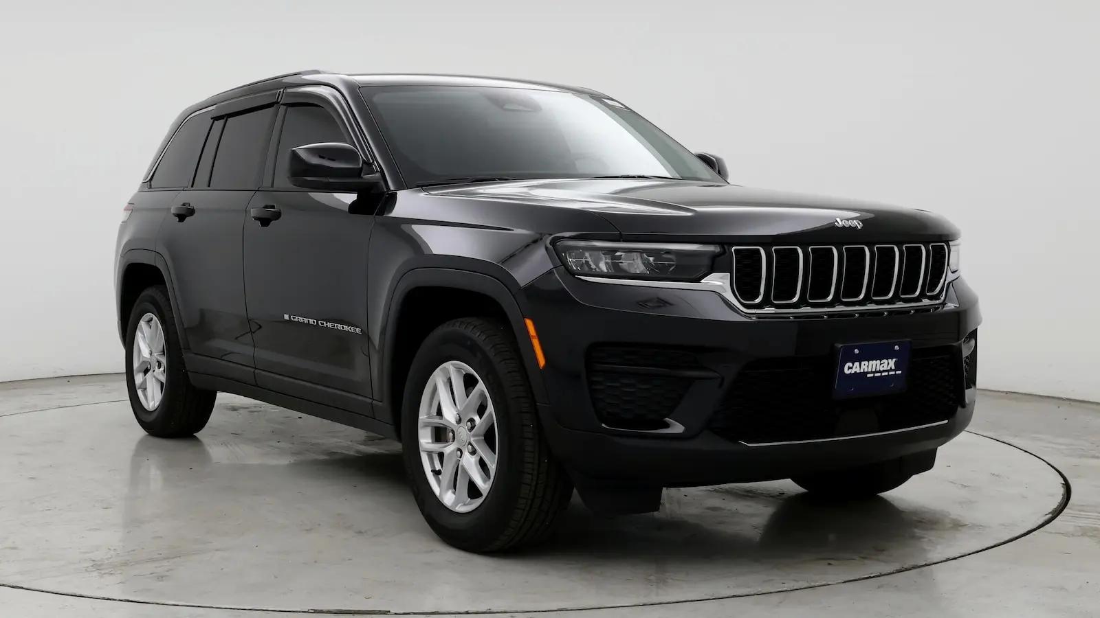 2023 Jeep Grand Cherokee Laredo in Birmingham AL For Sale - Image 1