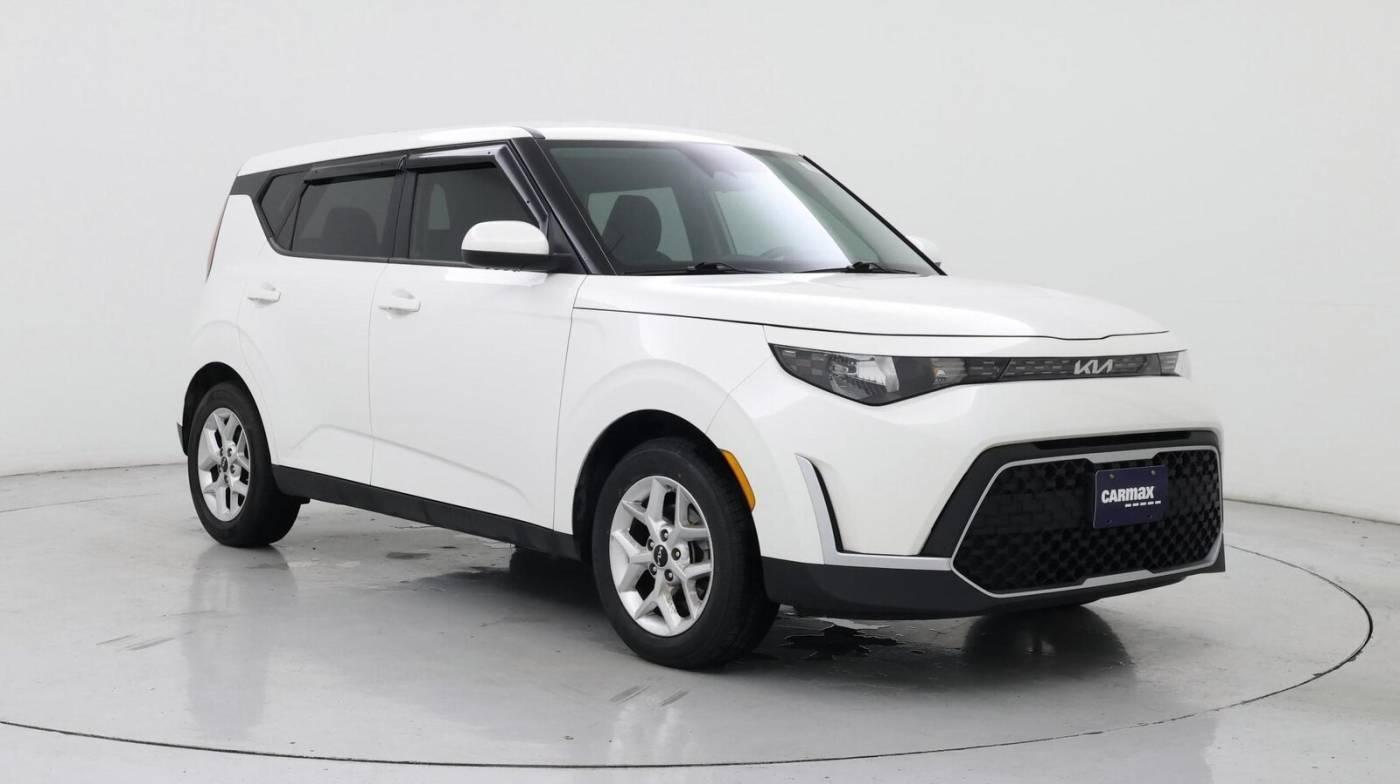 2023 Kia Soul LX in Inglewood CA For Sale - Image 1