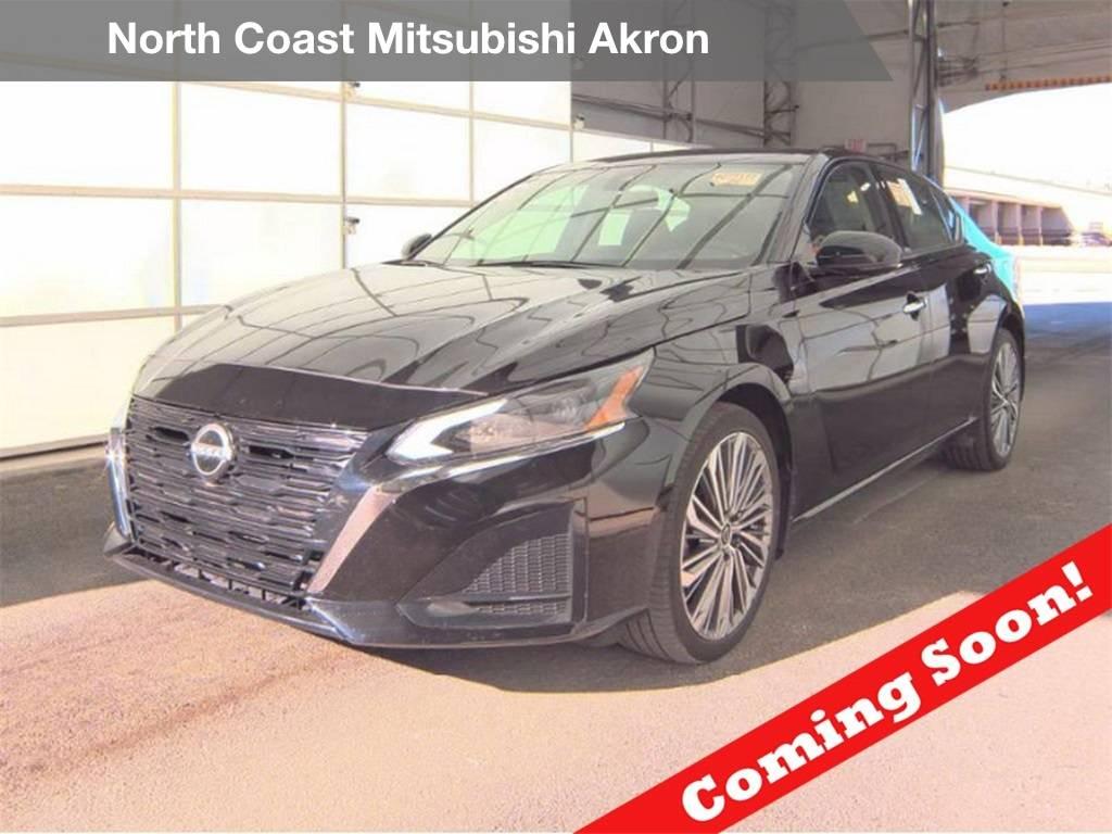 2023 Nissan Altima SL in Akron OH For Sale - Image 1