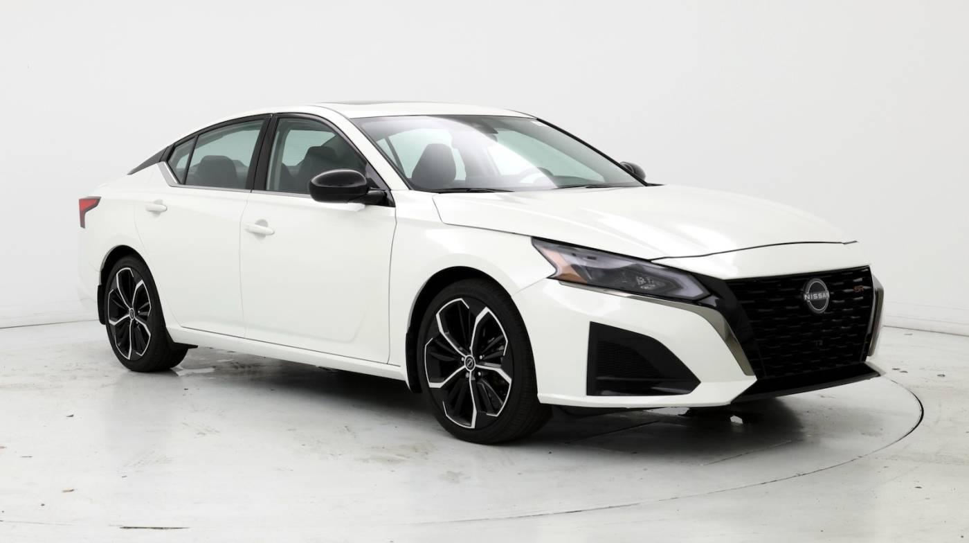 2023 Nissan Altima SR For Sale - Image 1