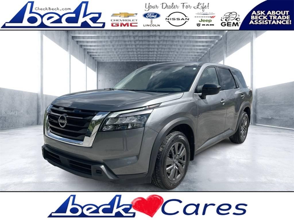 2023 Nissan Pathfinder S in Palatka FL For Sale - Image 1