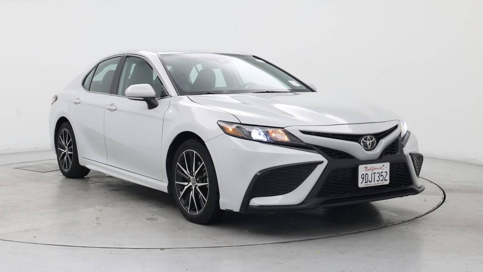 2023 Toyota Camry SE in Birmingham AL For Sale - Image 1