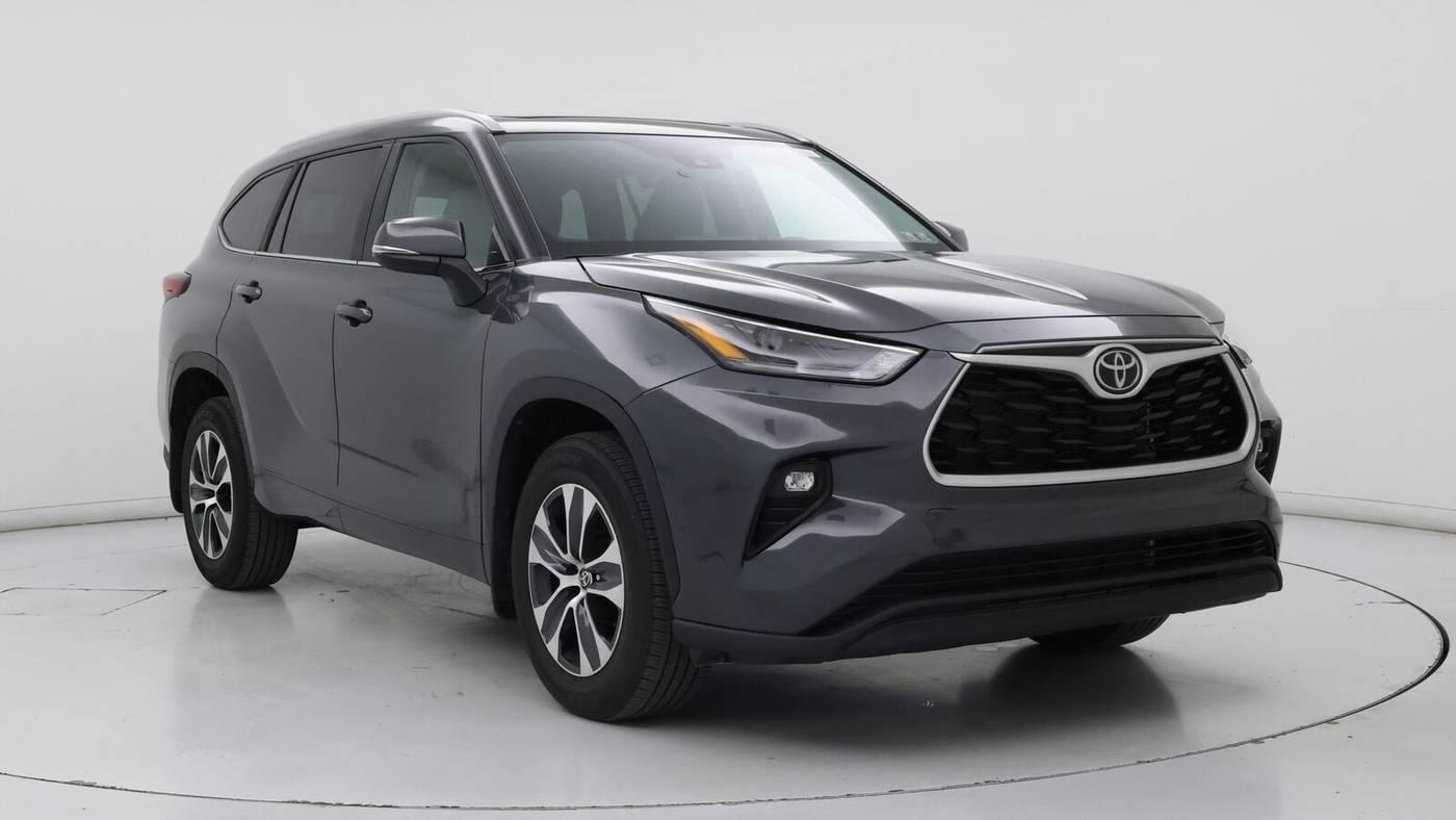 2023 Toyota Highlander XLE in Birmingham AL For Sale - Image 1