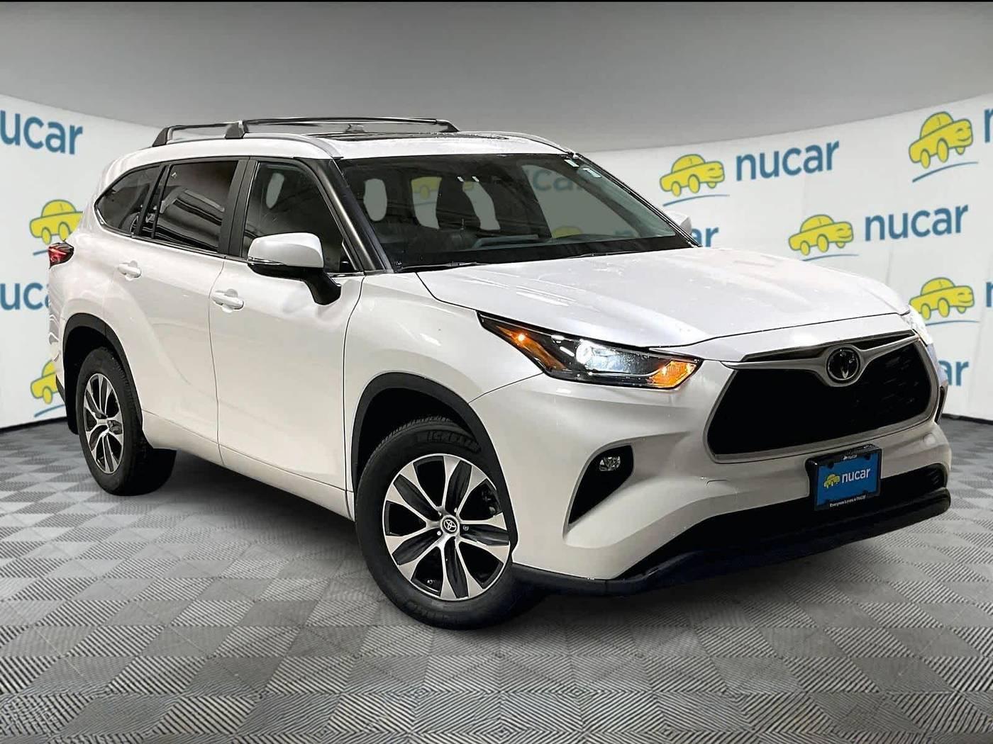 2023 Toyota Highlander XLE in Westford MA For Sale - Image 1