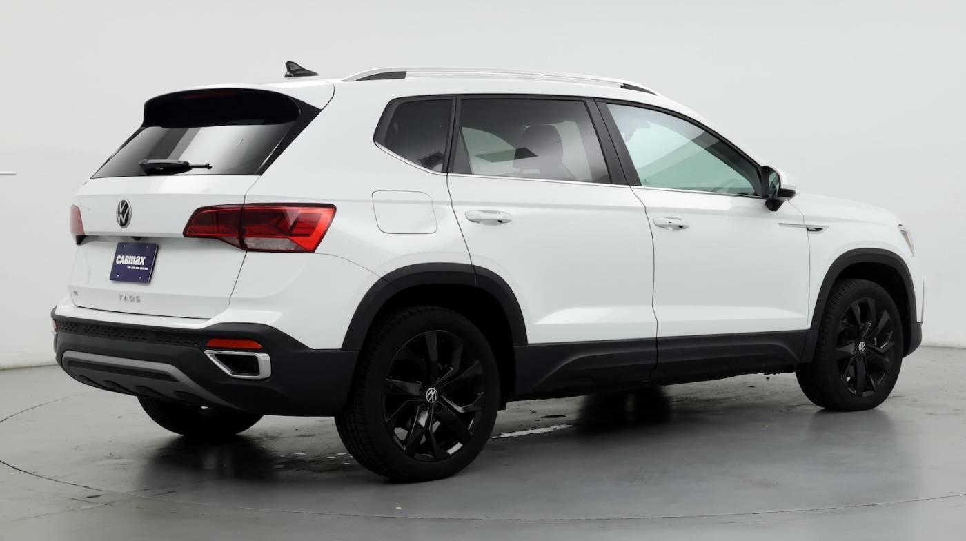 2023 Volkswagen Taos SE in Inglewood CA For Sale - Image 1
