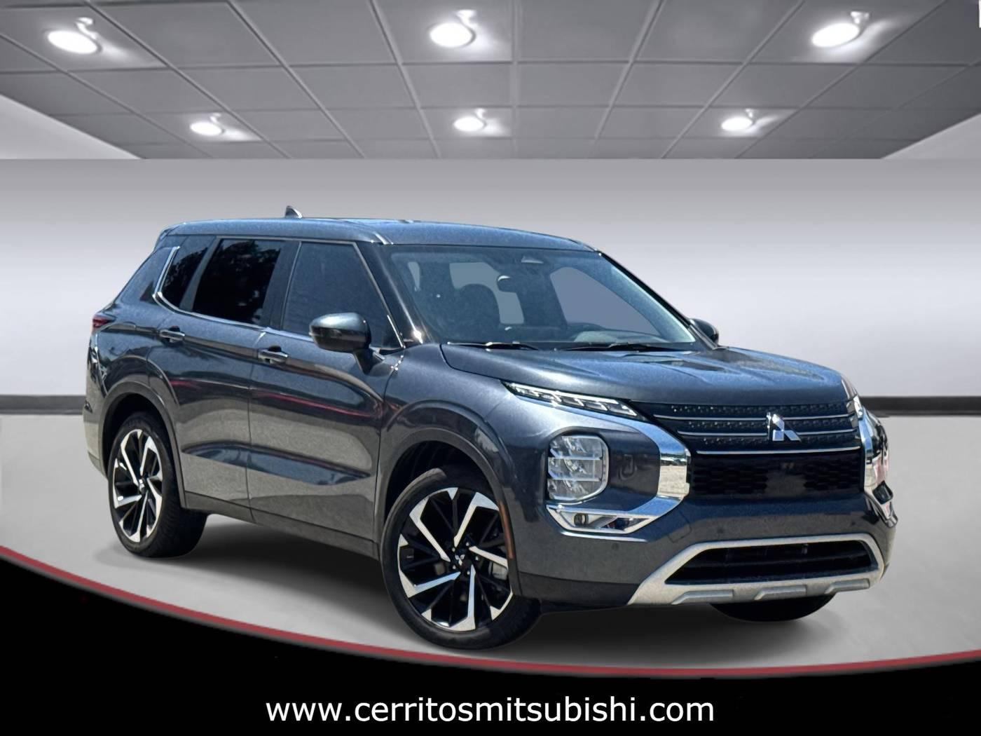 2024 Mitsubishi Outlander SE Black Edition in Cerritos CA For Sale - Image 1