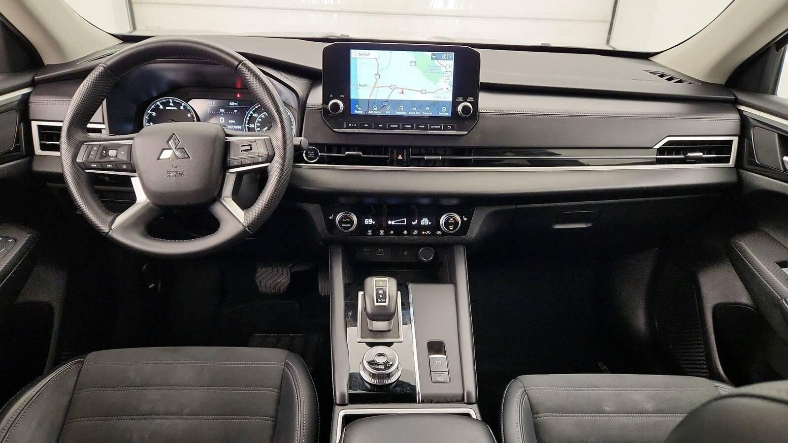 2024 Mitsubishi Outlander SE in Birmingham AL For Sale - Image 1