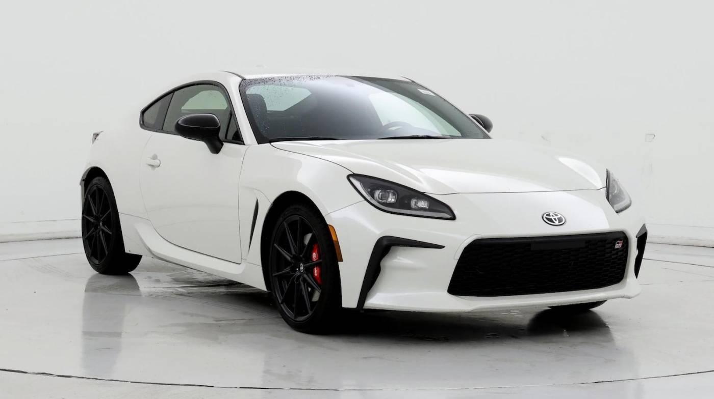 2024 Toyota GR86 Base in Inglewood CA For Sale - Image 1