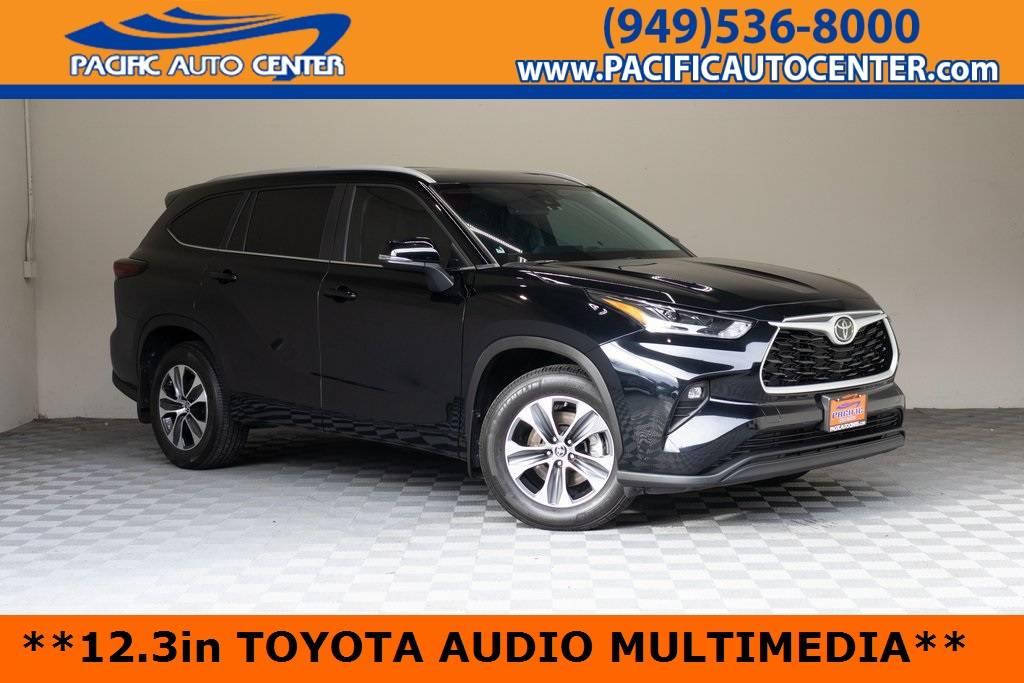 2024 Toyota Highlander XLE in Costa Mesa CA For Sale - Image 1