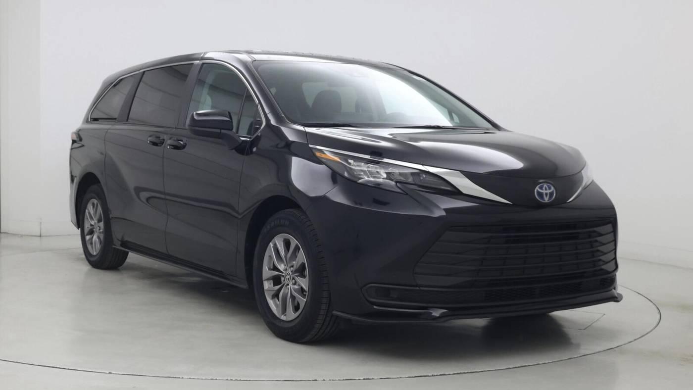 2024 Toyota Sienna LE in Birmingham AL For Sale - Image 1