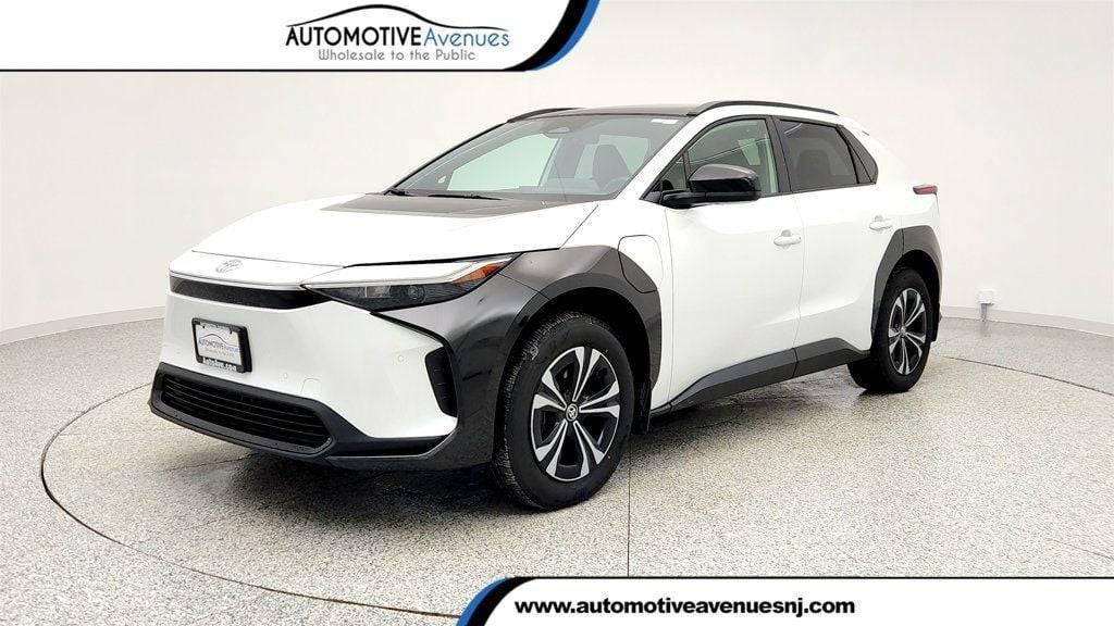 2024 Toyota bZ4X XLE in Wall Township NJ For Sale - Image 1